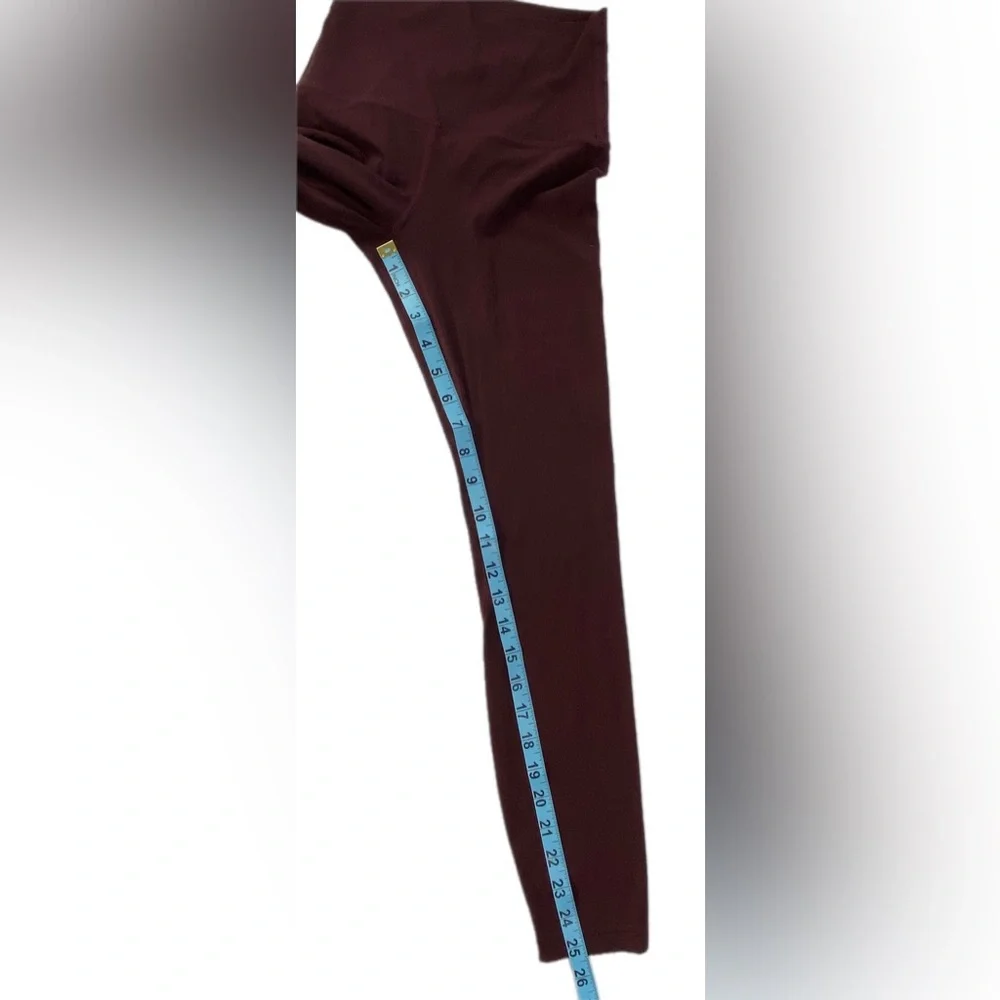 Lululemon Align Pant II 25” pilling throughout Cassis size 2 - Picture 11 of 16